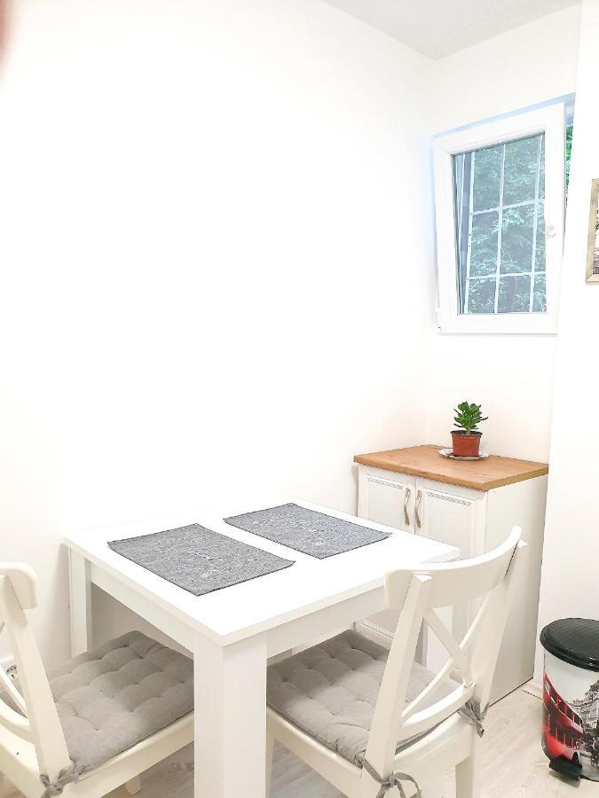 Apartment Iskra เบลเกรด ภายนอก รูปภาพ
