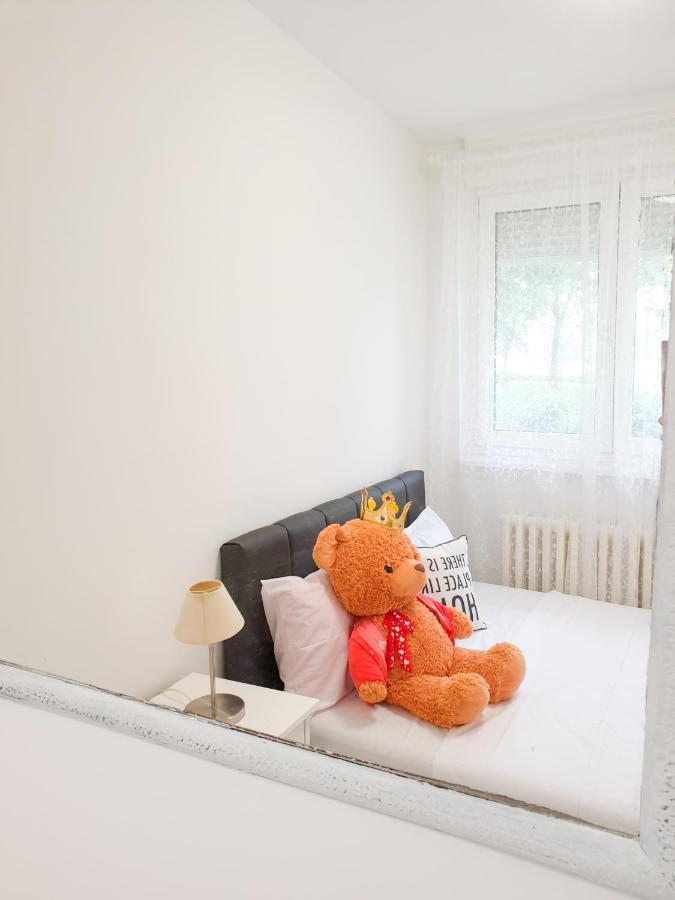 Apartment Iskra เบลเกรด ภายนอก รูปภาพ
