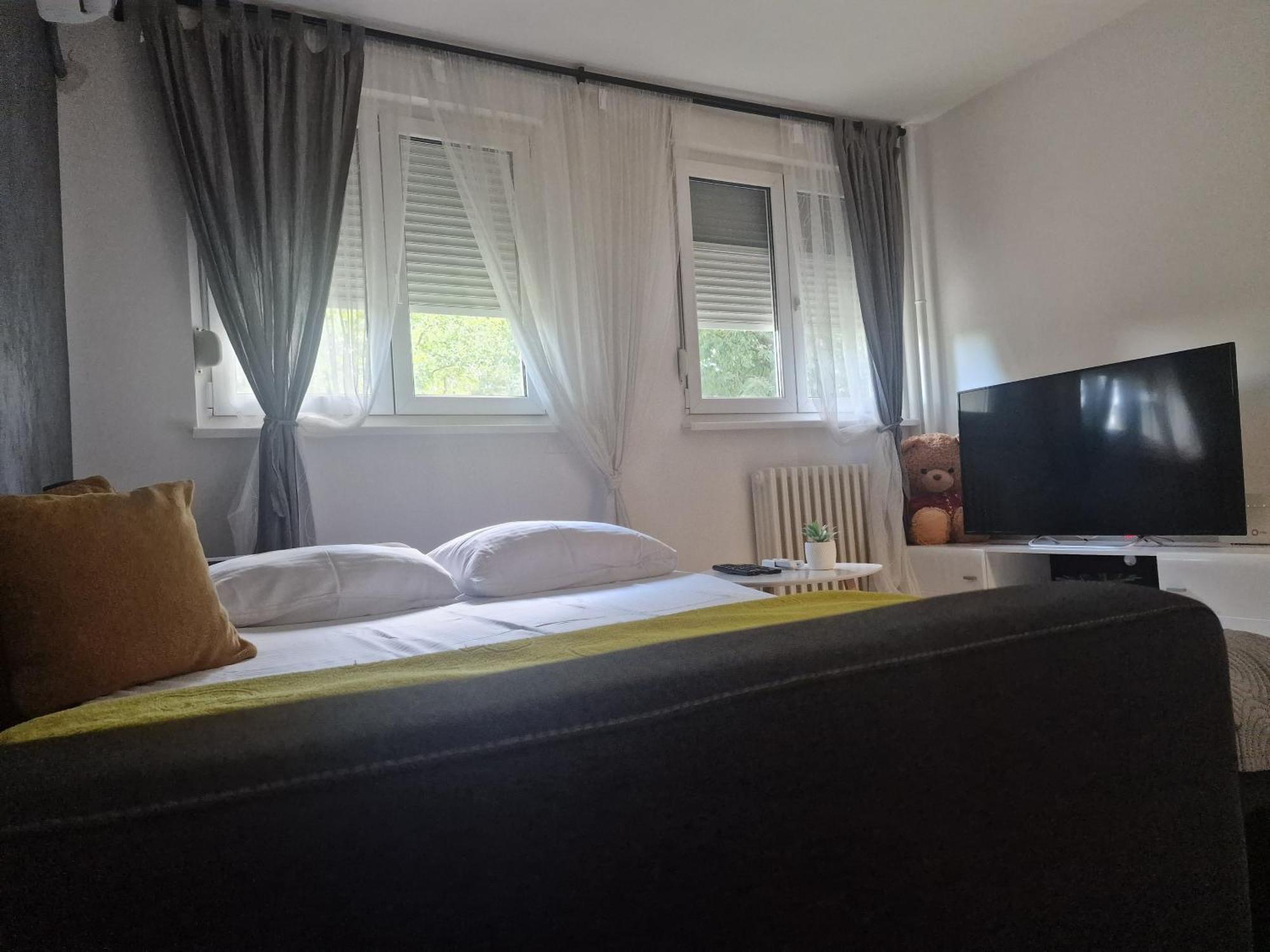 Apartment Iskra เบลเกรด ภายนอก รูปภาพ
